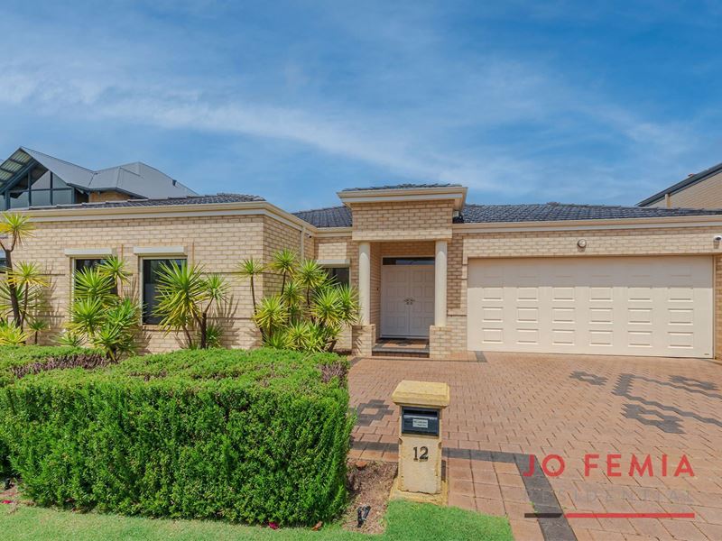 12 Heliconia Turn, Stirling