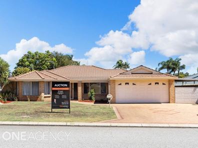 24 Barcombe Way, Leeming WA 6149