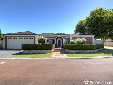 25 Cedar Way, Forrestfield WA 6058