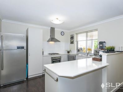 6/174 Flinders Street, Yokine WA 6060