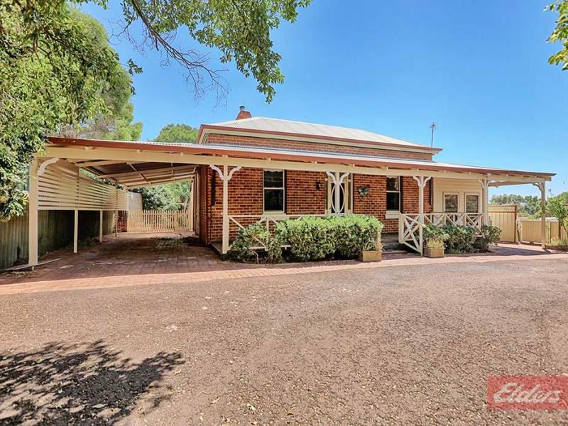 68 Williams Rd, Narrogin