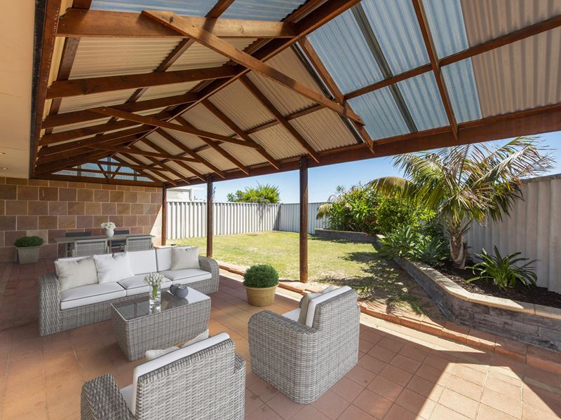 12 Maidstone  Parade, Secret Harbour