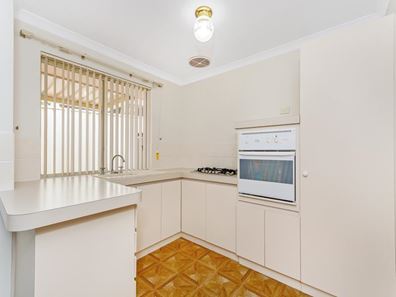 7/16-18 Inverness Court, Cooloongup WA 6168