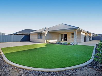 90 Pleasantview Parade, Baldivis WA 6171