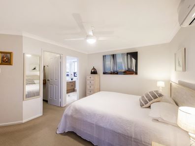 2/31 Admiralty Crescent, Halls Head WA 6210
