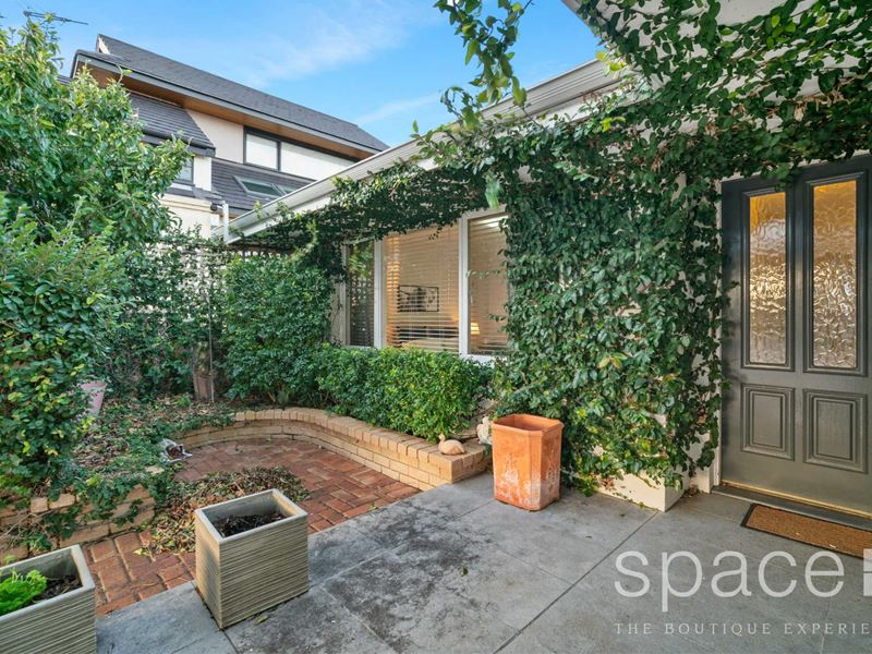 8 Kylie Street, Wembley Downs