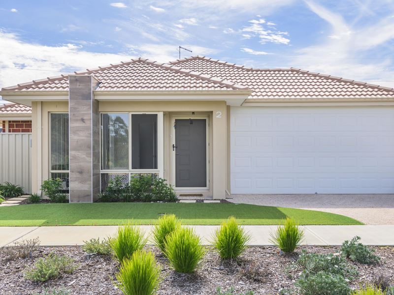 2 Lancaster Loop, Piara Waters