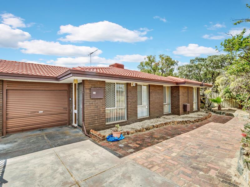 2a Kelly Road, Girrawheen WA 6064