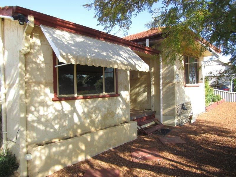 13 Morton Street, Merredin