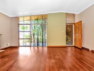 8A Ward Street, Mandurah WA 6210