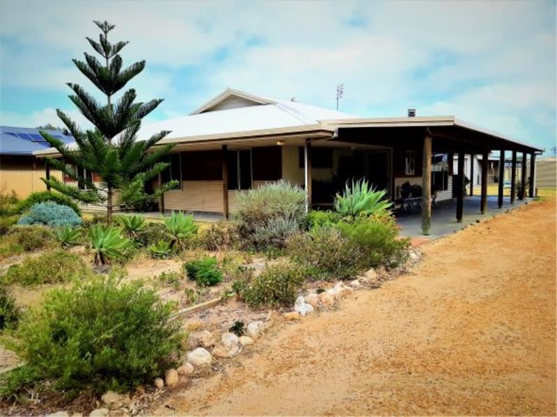 3 Chivers Concourse, Dongara