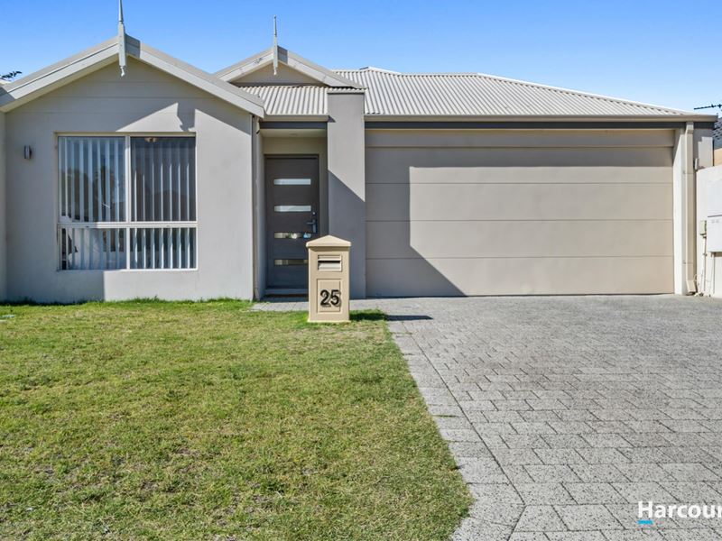 25 Vignerons Loop, Hocking WA 6065