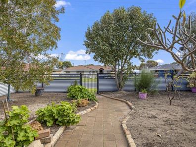 4 Caley Place, Two Rocks WA 6037