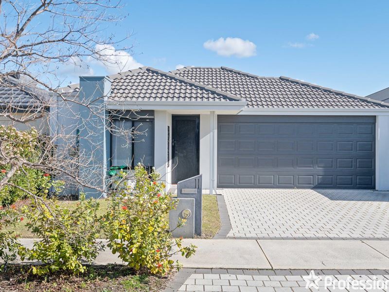 11 Sweetgum Way, Piara Waters