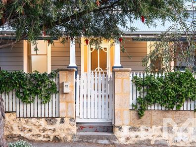 12 Jackson Street, North Fremantle WA 6159