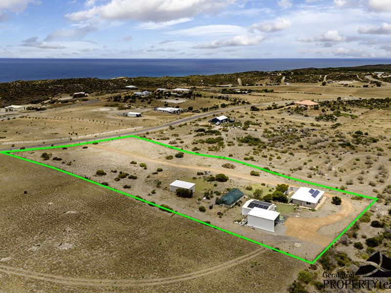 32 African Reef Boulevard, Greenough WA 6532