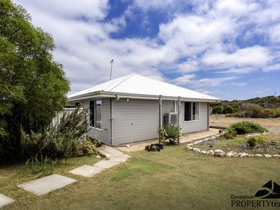 32 African Reef Boulevard, Greenough WA 6532