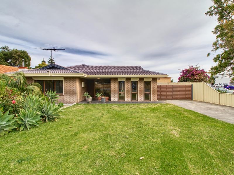 104 Harrison Street, Rockingham WA 6168