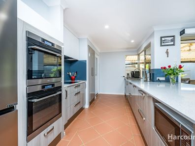 27B Carmen Court, Joondalup WA 6027