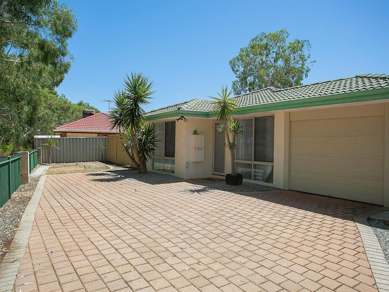 32 Thorson Way, Lockridge