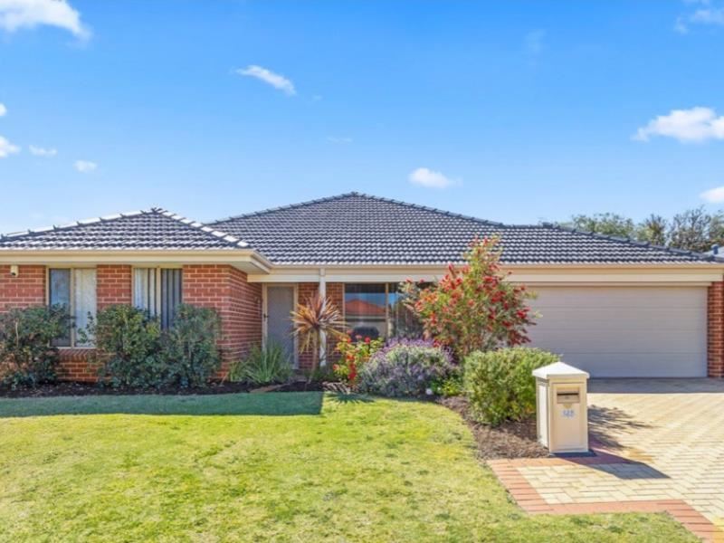 26 Grand Paradiso Parade, Merriwa