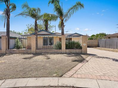 15 LARISSA COURT, Ballajura WA 6066