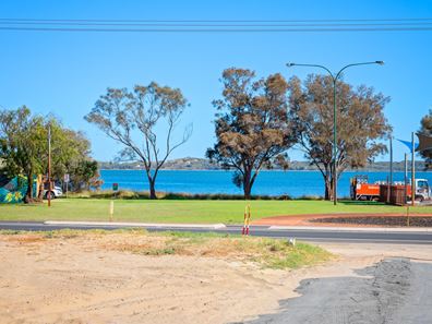 209B Old Coast Road, Australind WA 6233