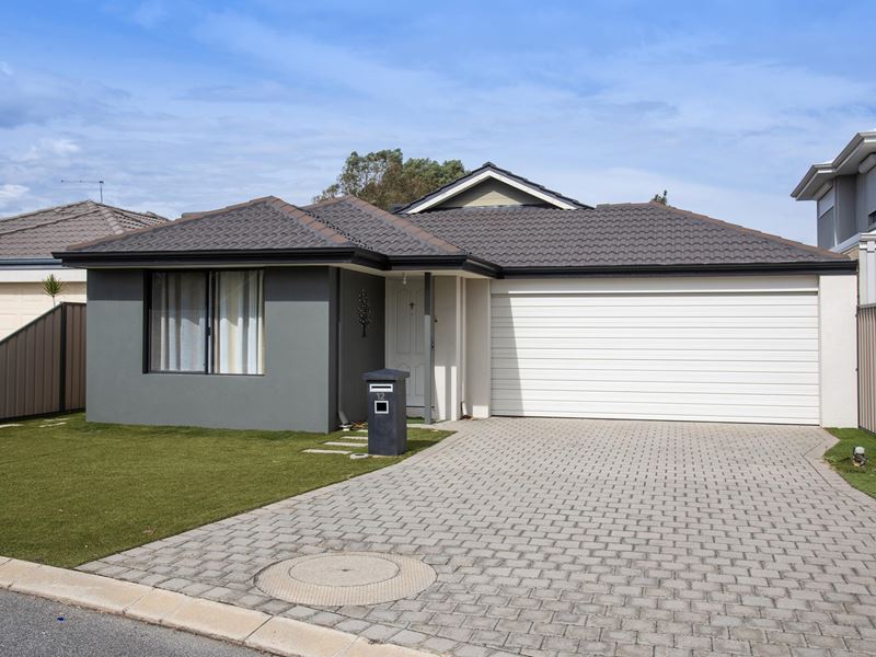 12 Wardle Court, Piara Waters