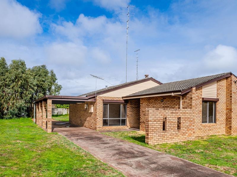 25 Hair Street, Waroona