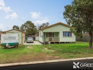 4 Flinders Street, Falcon WA 6210