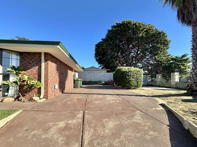 2 Coventry Court, Kingsley WA 6026