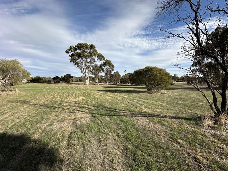 Lot 201,  Warren Road, Katanning