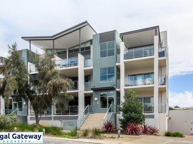 2/34 Malata Crescent, Success WA 6164