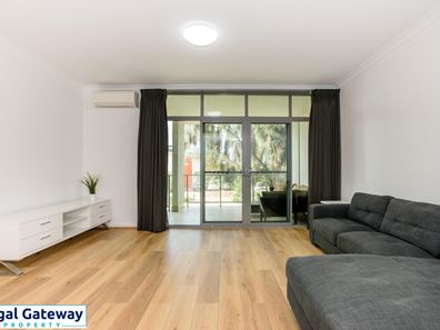 2/34 Malata Crescent, Success WA 6164