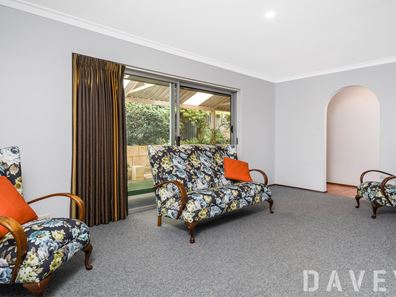 35 Barker Drive, Duncraig WA 6023