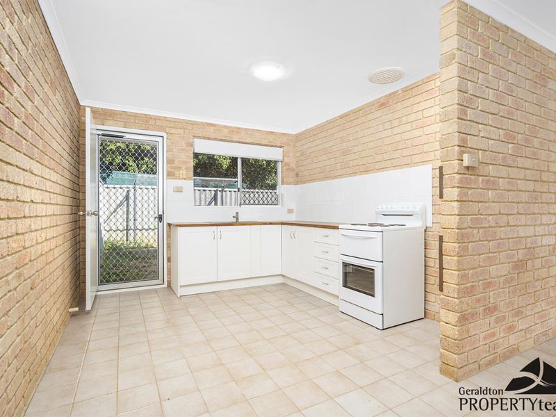 4/15 Carter Street, Rangeway