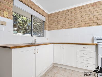 4/15 Carter Street, Rangeway WA 6530