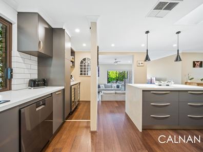 3 Sudbury Court, Leeming WA 6149