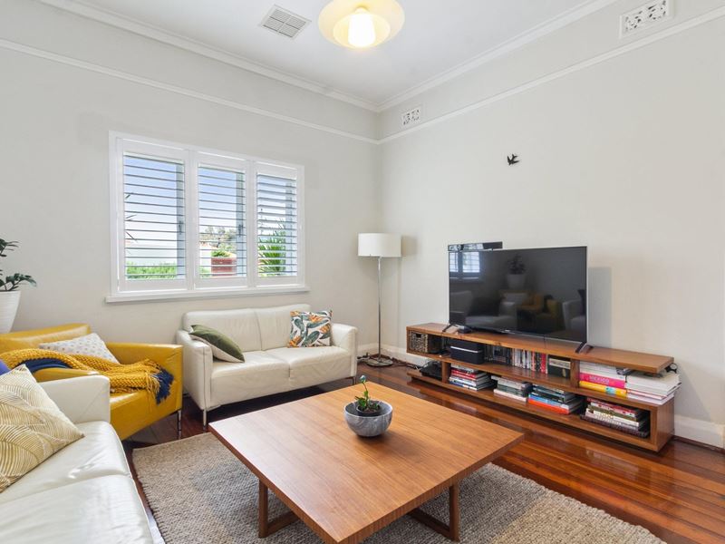 47 London Street, Mount Hawthorn WA 6016