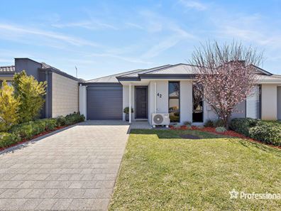 42 Thredbo Drive, Aveley WA 6069