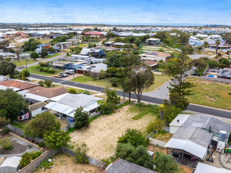 12 Angalore Road, Madora Bay