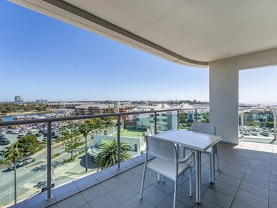 501/16 Dolphin Drive, Mandurah WA 6210