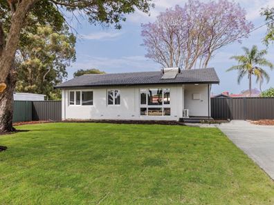 17 Munden Place, Kelmscott WA 6111