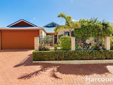 17 Ragamuffin Point, Halls Head WA 6210