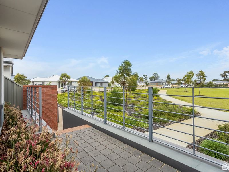 10 Laxus Lane, Byford