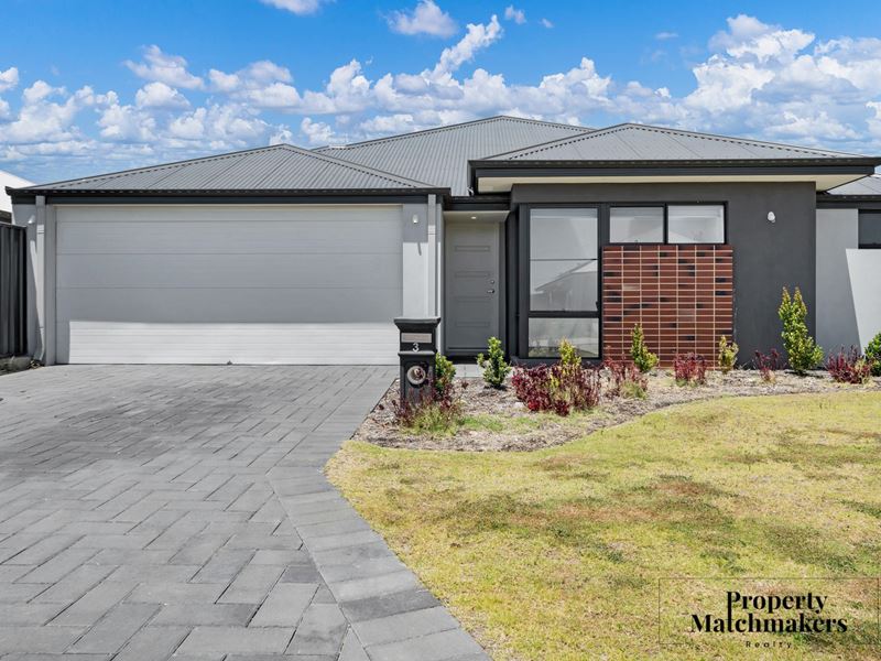 3 Crossley  Road, Midvale