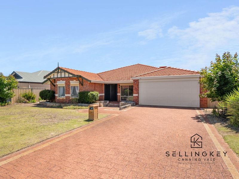 100 Dumbarton Road, Canning Vale WA 6155