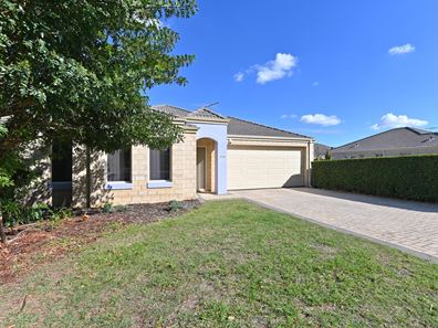 1/36 Fifth  Road, Armadale WA 6112