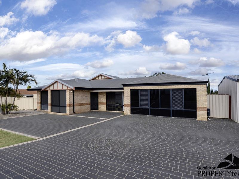 236 Chapman Valley Road, Waggrakine WA 6530