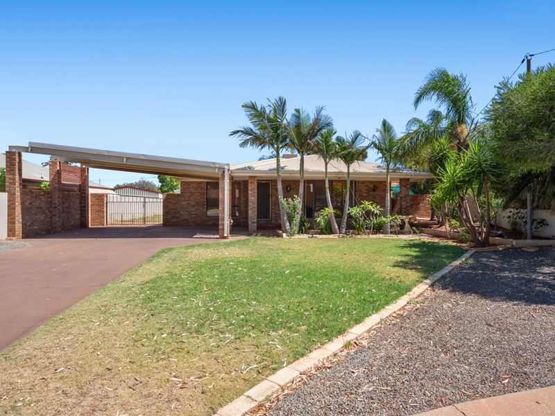 3 Jugan Place, Hannans WA 6430